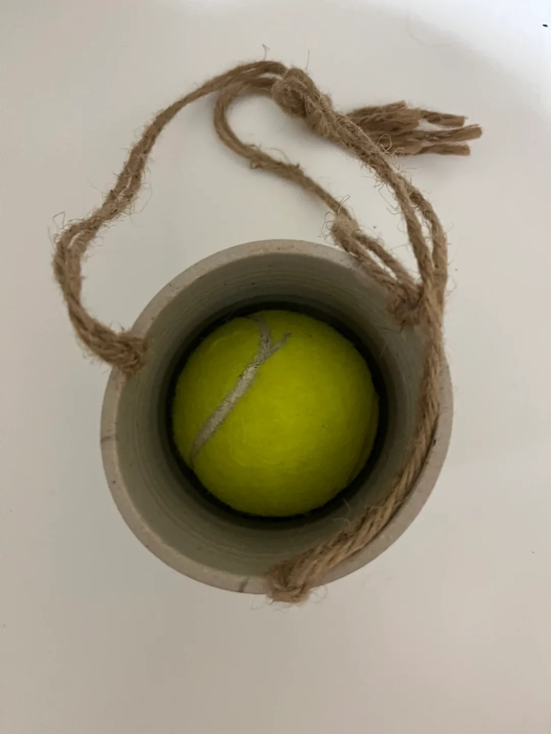 Ceramic Hanging Planter image indicator(3)