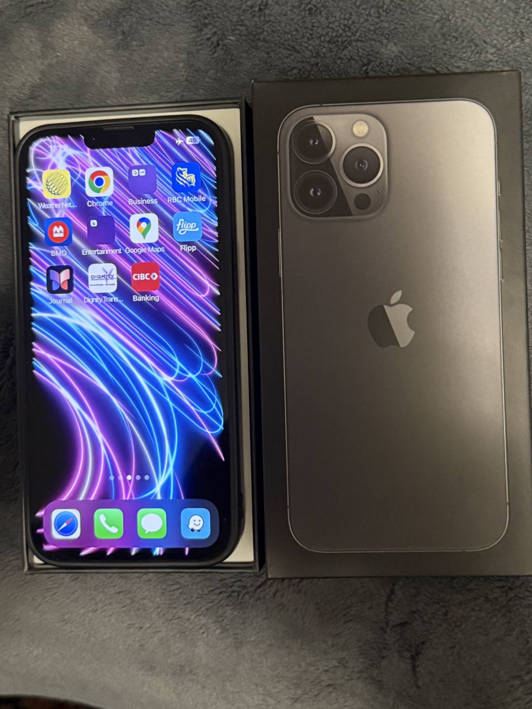 iPhone 13 Pro Max - photo 2