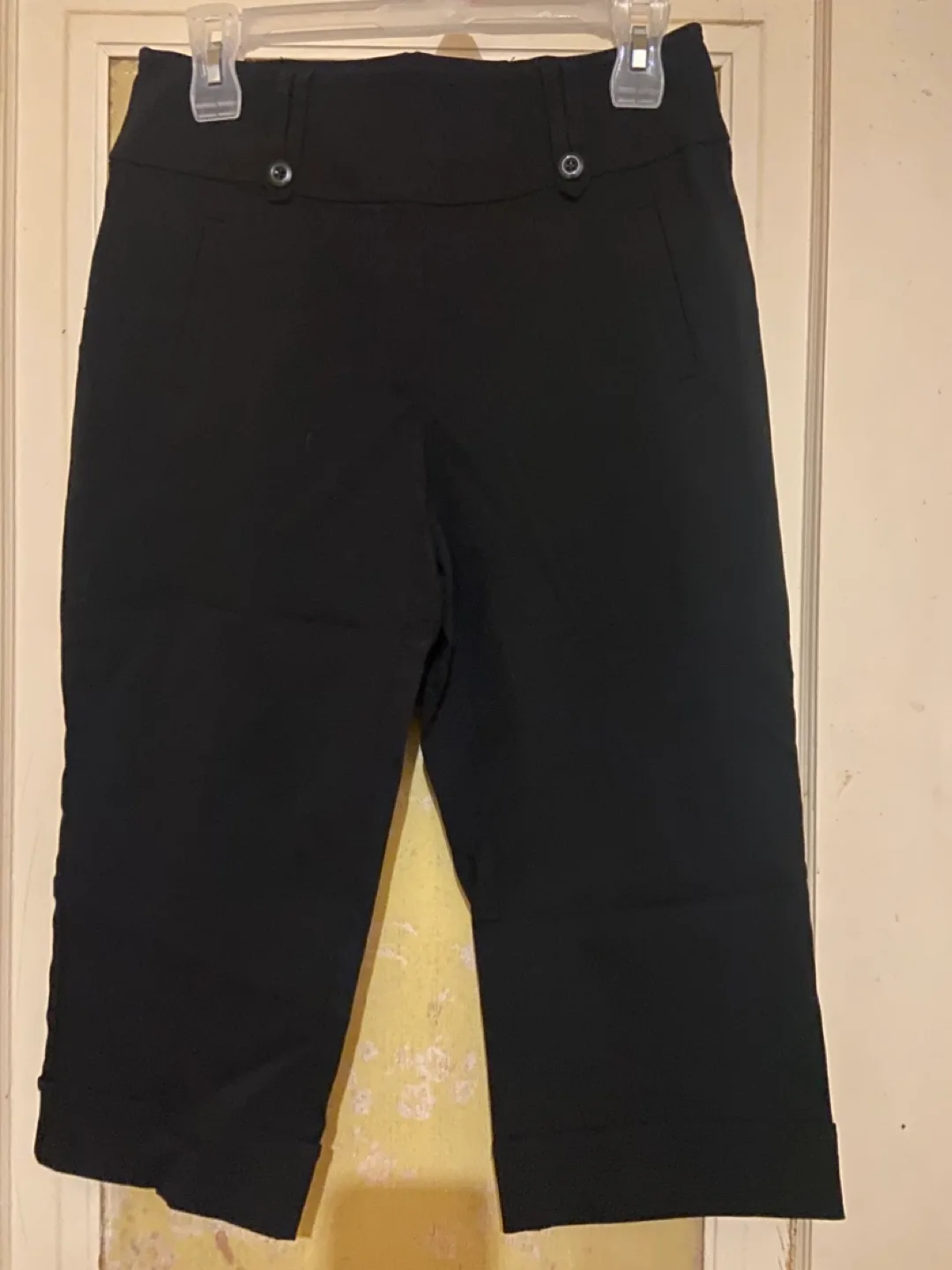 Reitmans Women’s pants size 7/ 9/ 10p image indicator(4)