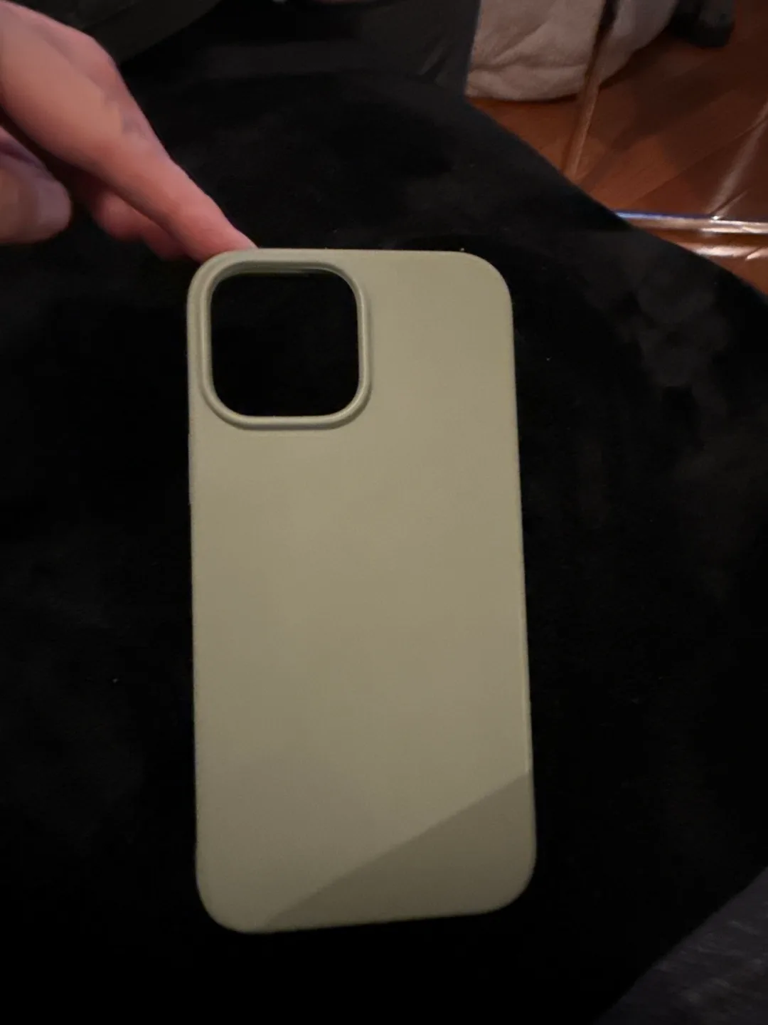 OTOFLLY Silicone Case for iPhone 13 Pro Max image indicator(2)