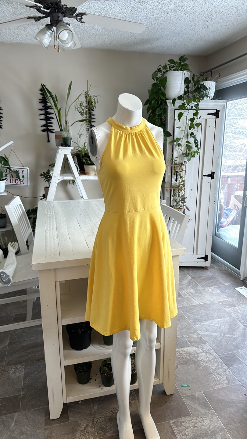 Yellow Halter Dress Size Small #thriftpicks - photo 4