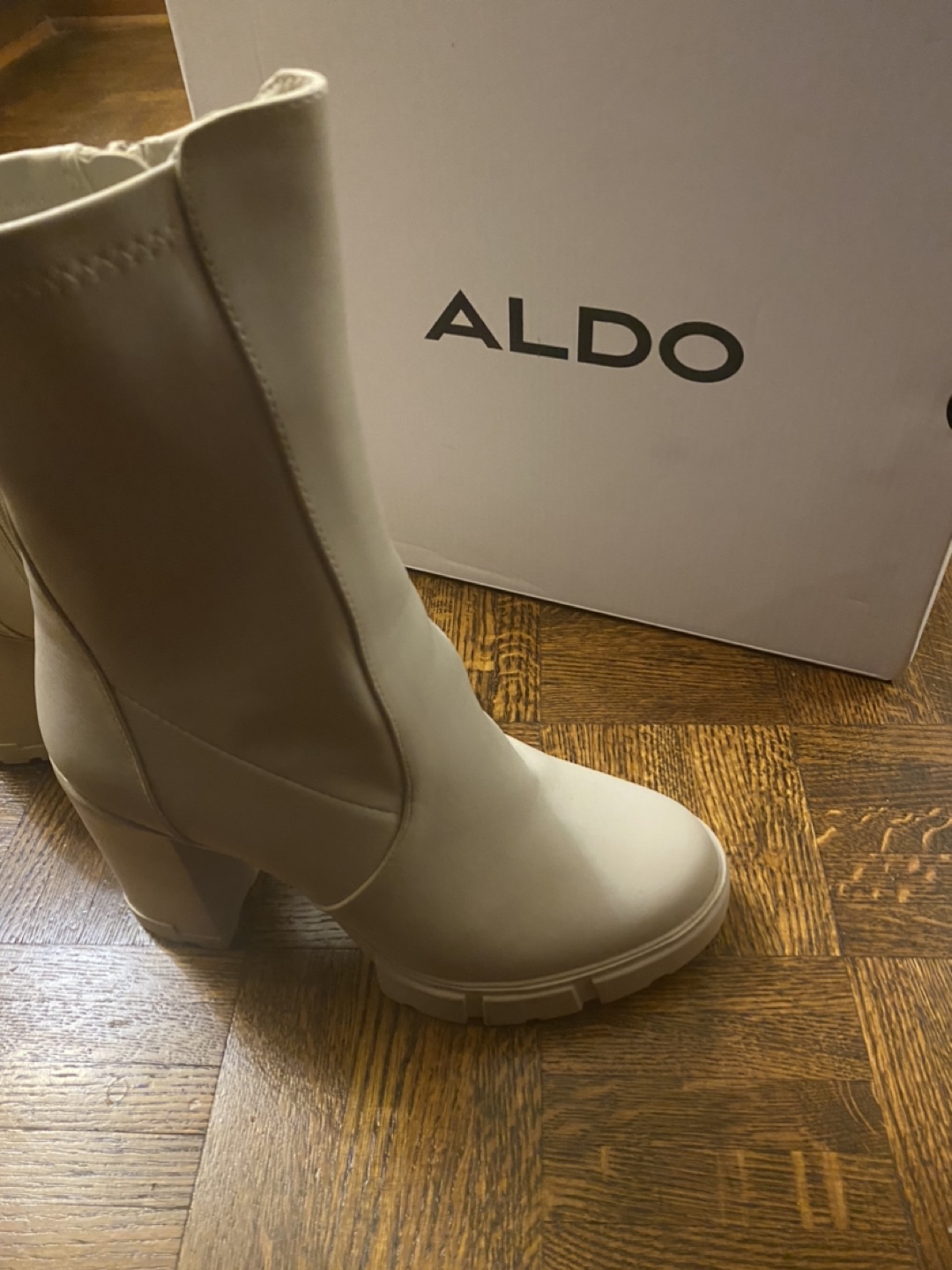 ALDO Women's fashion soft warm white Boots - photo 2