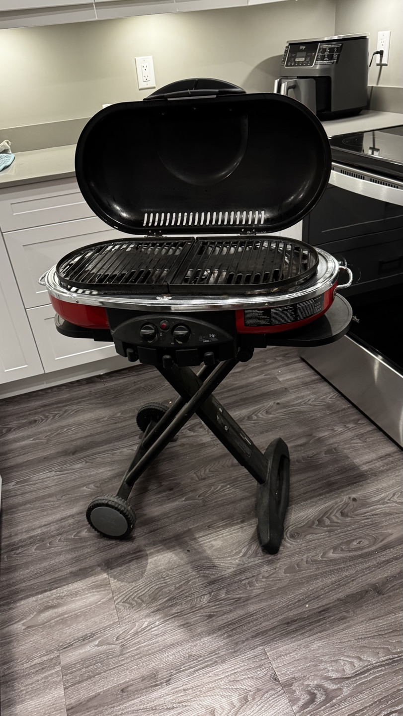 Char-Broil Portable Gas Grill - photo 2