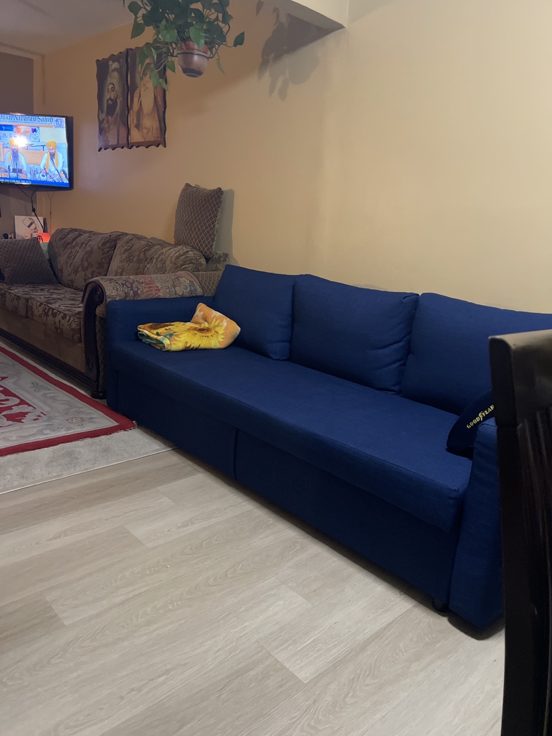 IKEA Couch - photo 2