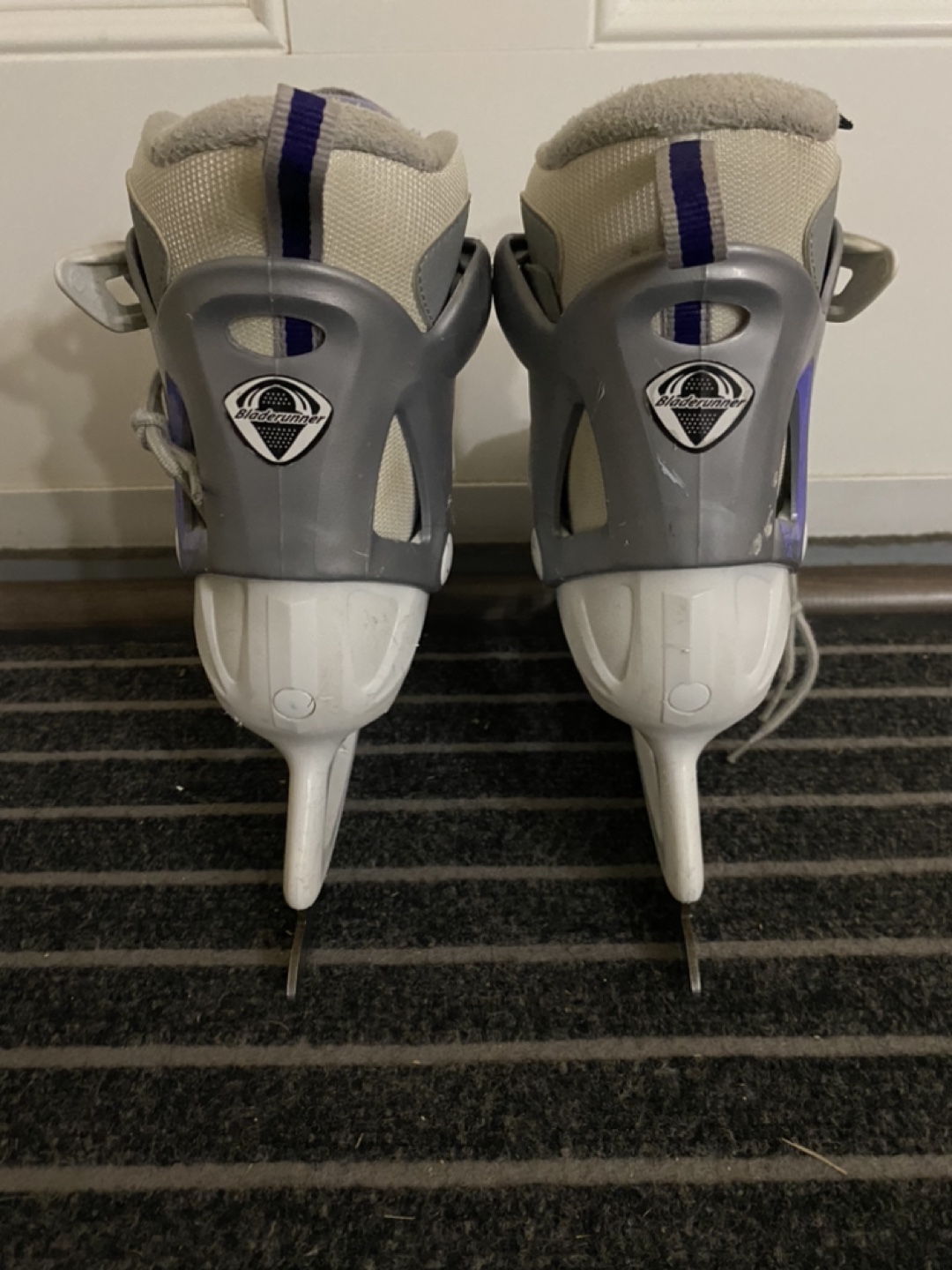 Adjustable Ice Skates for Youth Size 12J/ 2. - photo 3