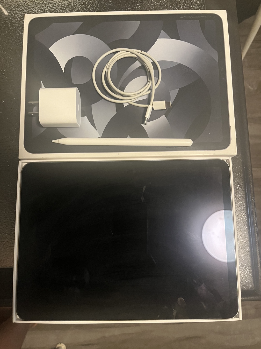 iPad Air (5th Generation) 256GB Space Grey - photo 4