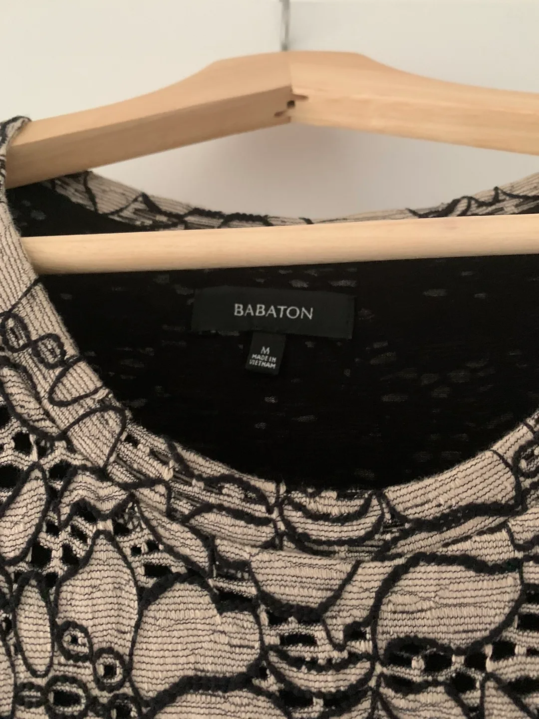 BABATON - Black and Beige Floral Dress image indicator(2)