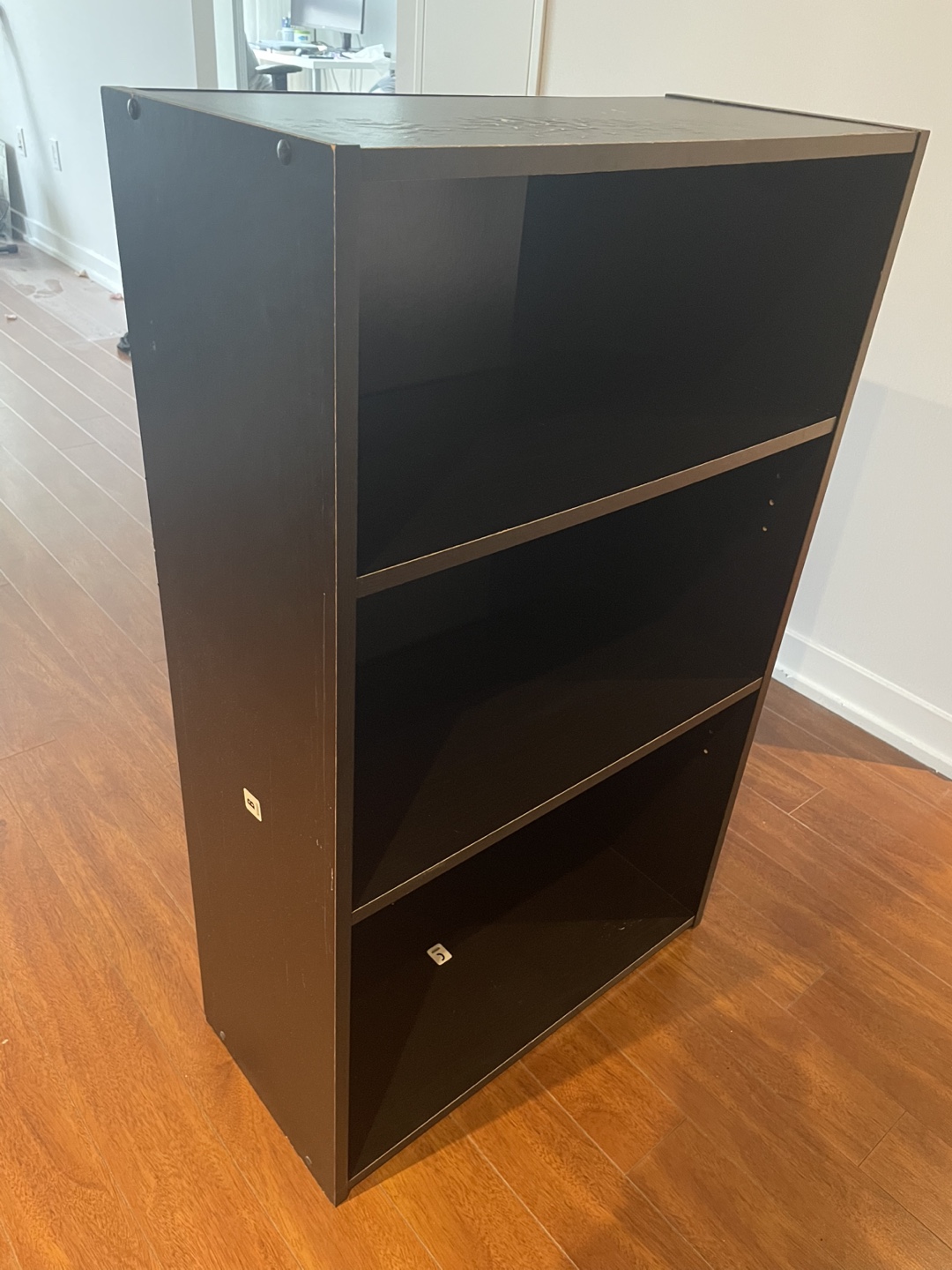 Free Black Bookshelf #freecycle - photo 3