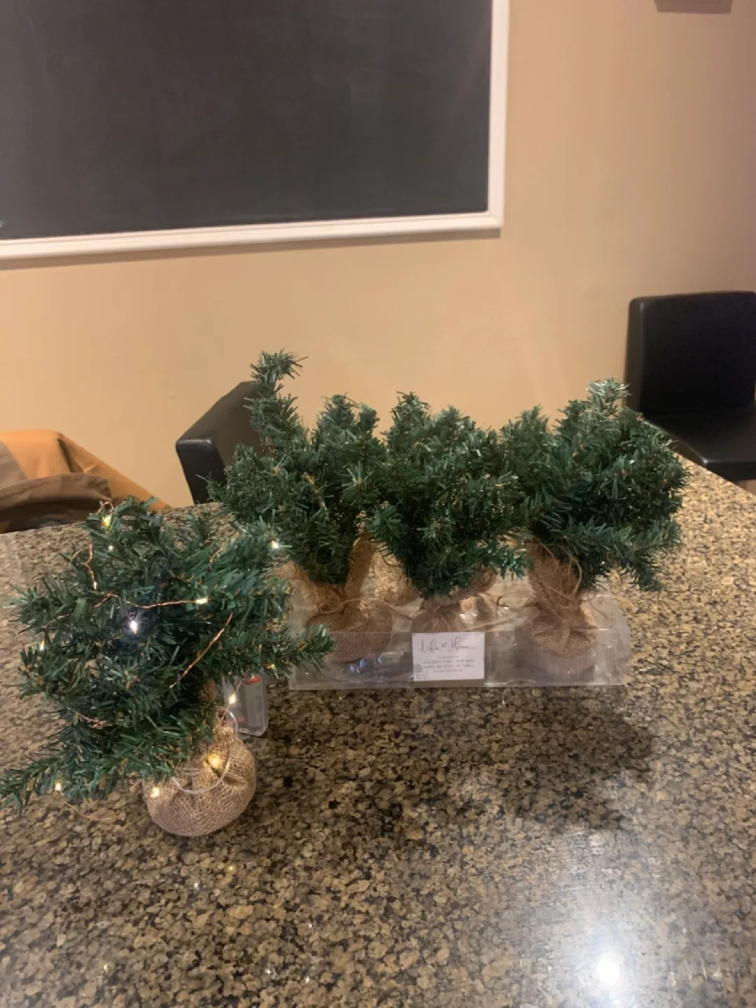 Set of 3 Mini Christmas Trees image indicator(2)