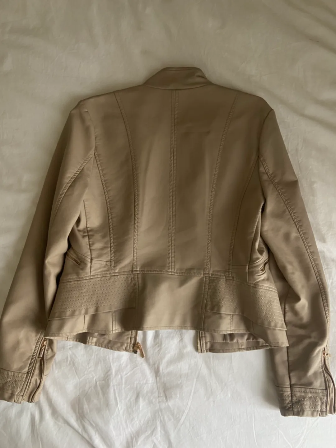 Le Chateau Short Faux Leather Jacket image indicator(2)