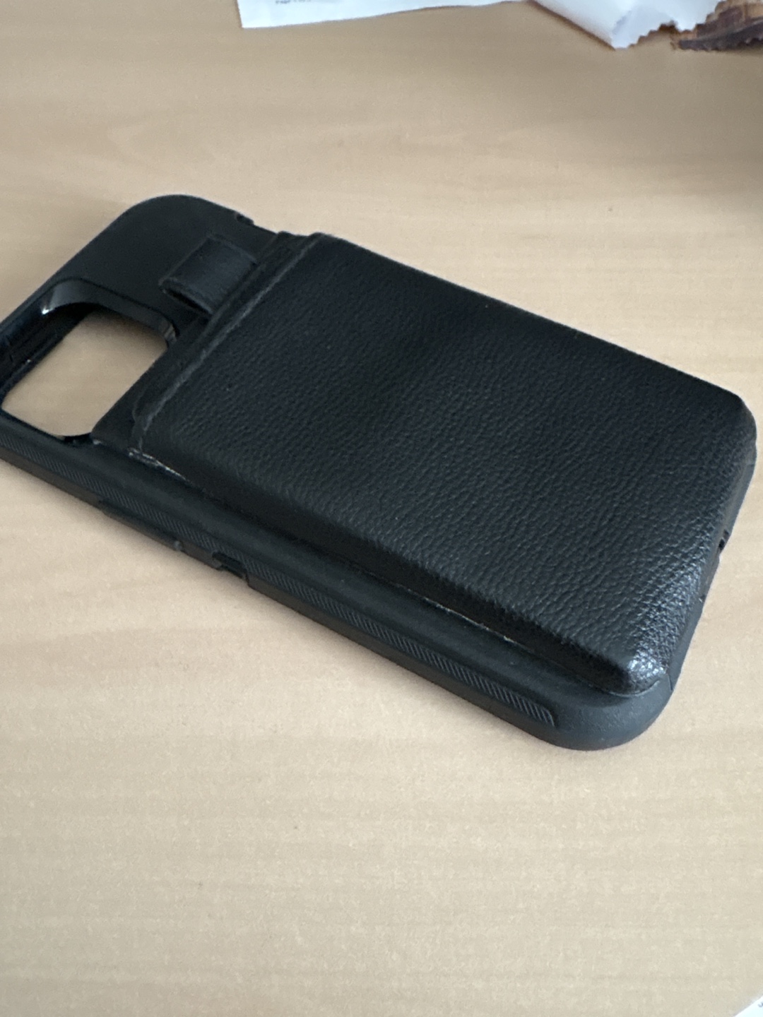 iPhone 13 otterbox Defender case with card holder - photo 2