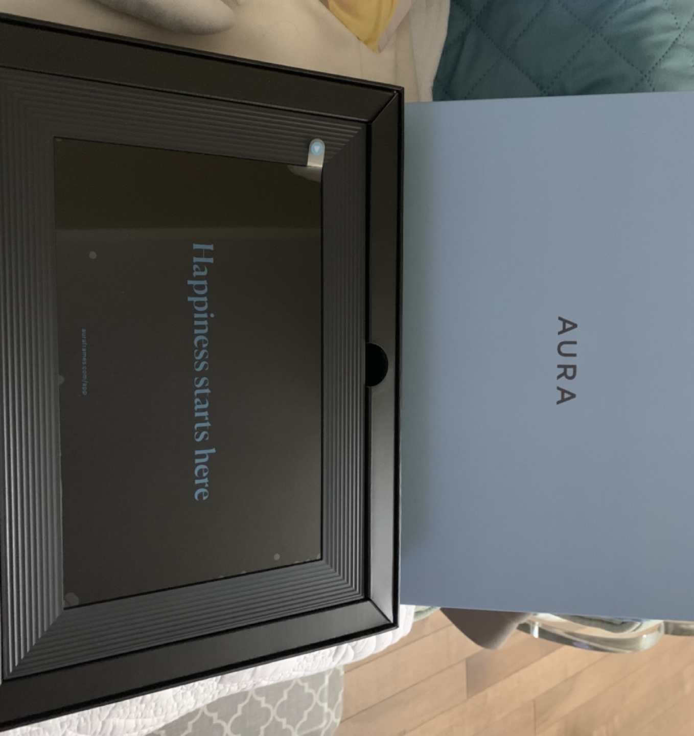 AURA digital photo frame - photo 2