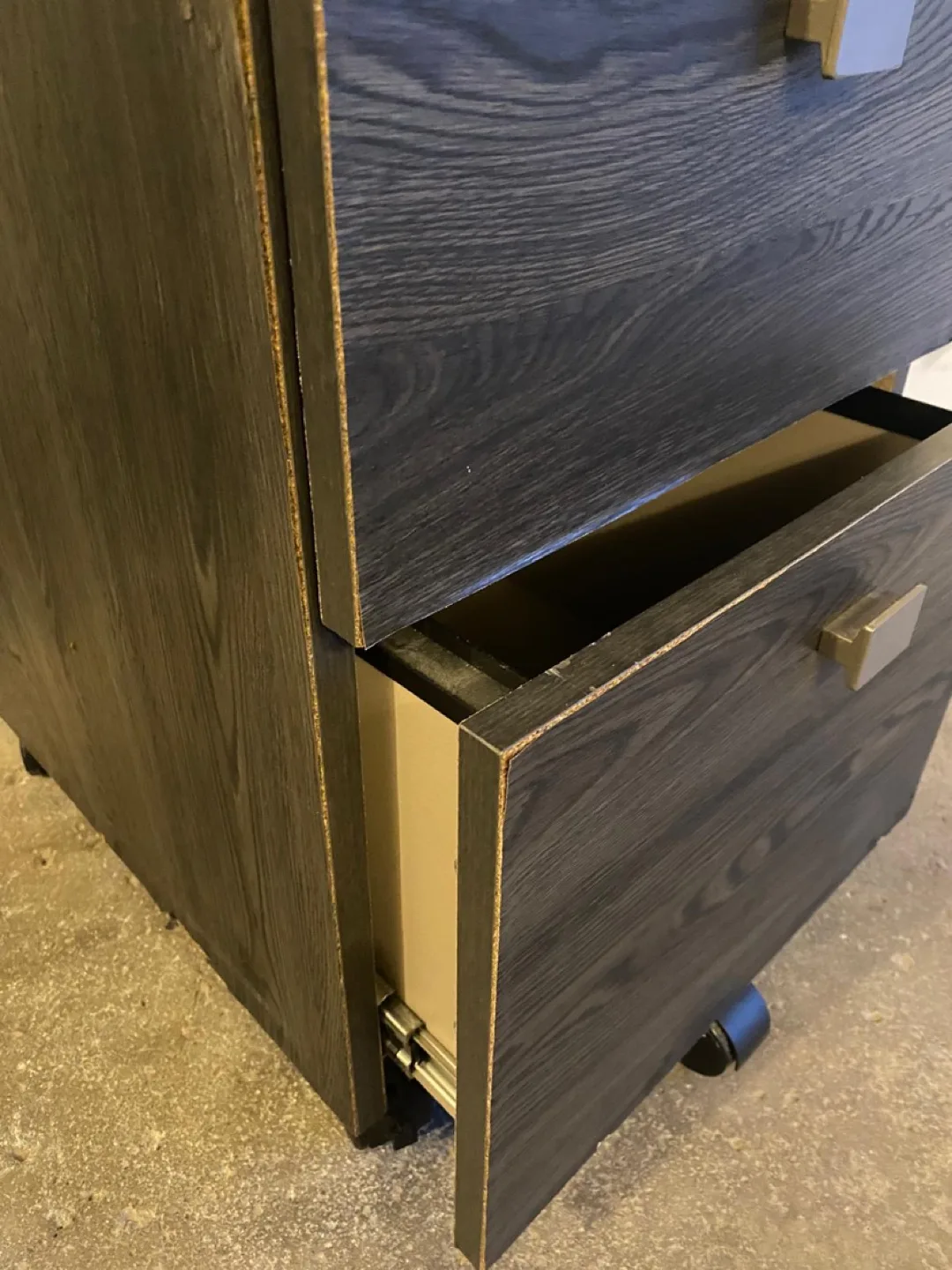 2 Drawer Mobile Filing Cabinet / night srand image indicator(7)