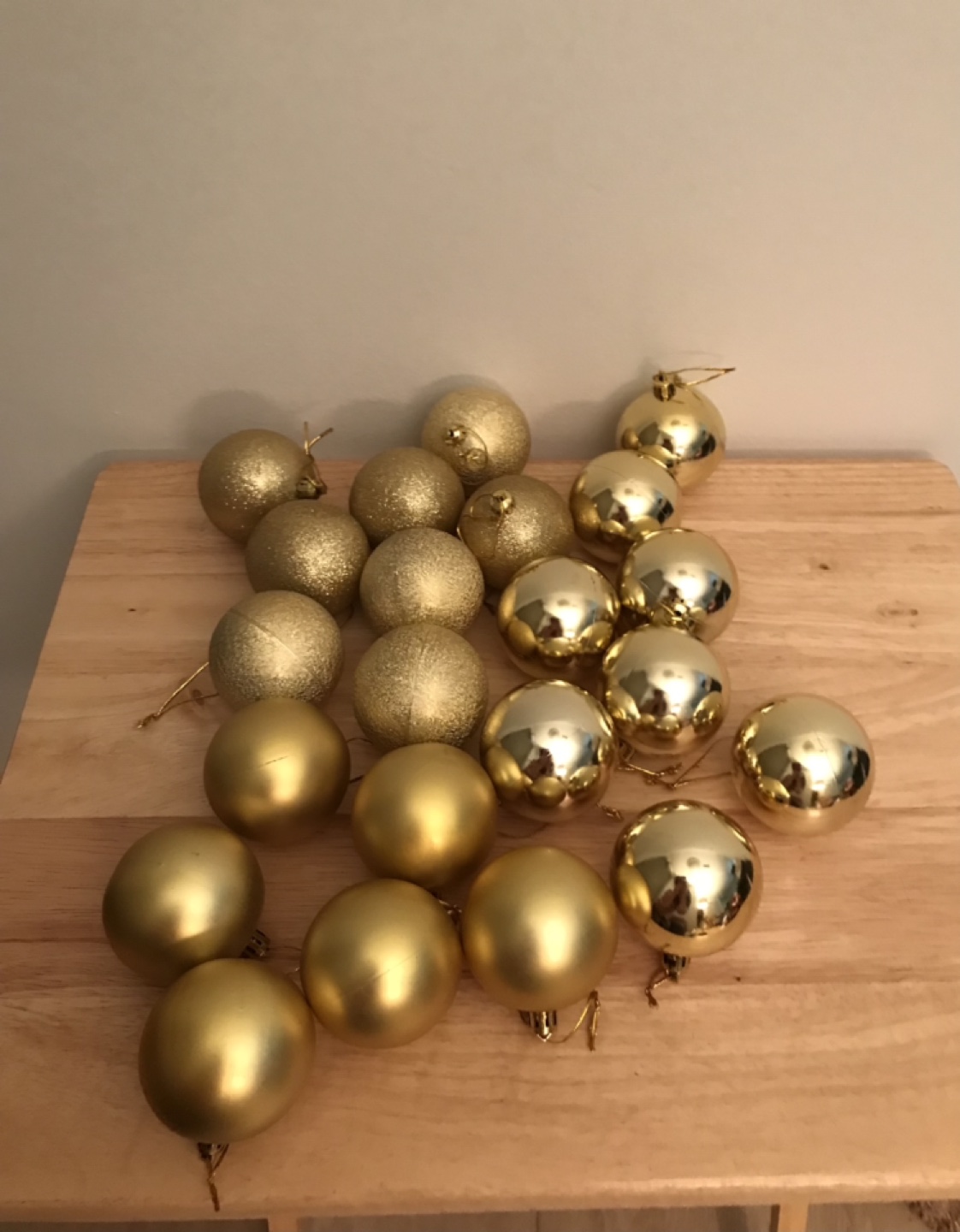 Set of 22 gold Christmas ornaments