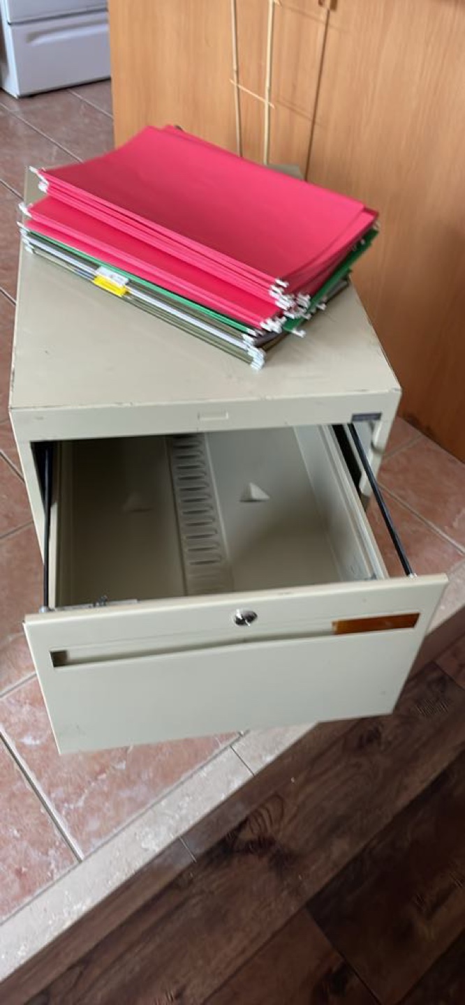 Metal File Cabinet with Two Drawers - photo 4