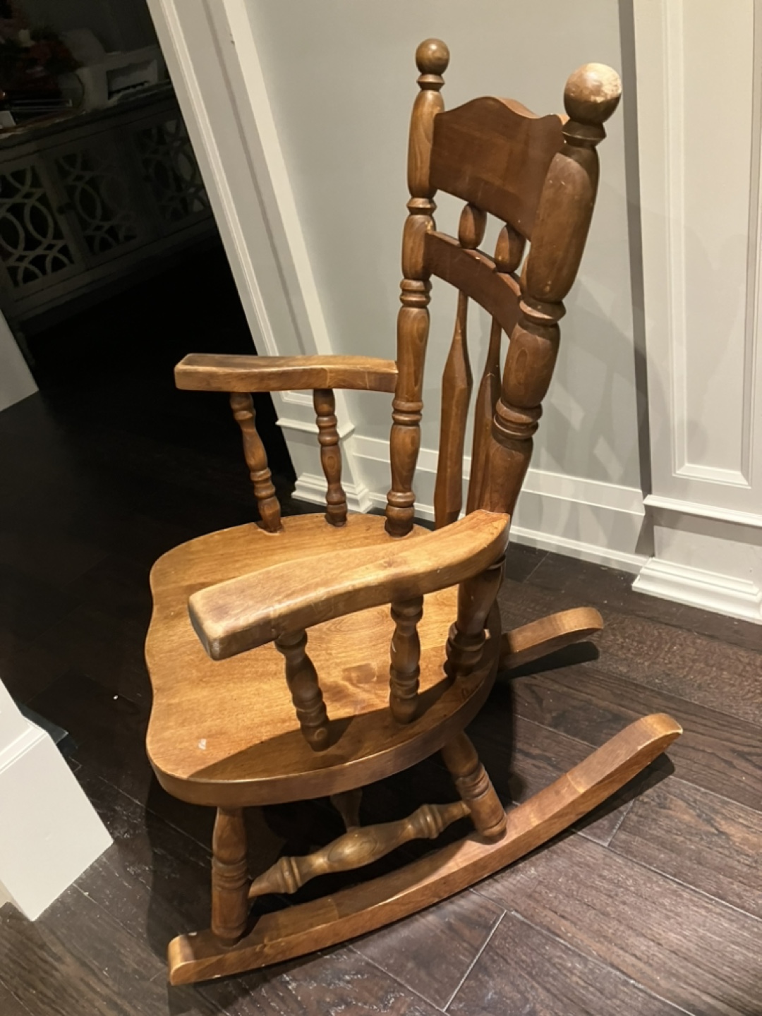 Wooden Rocking Chair - photo 3