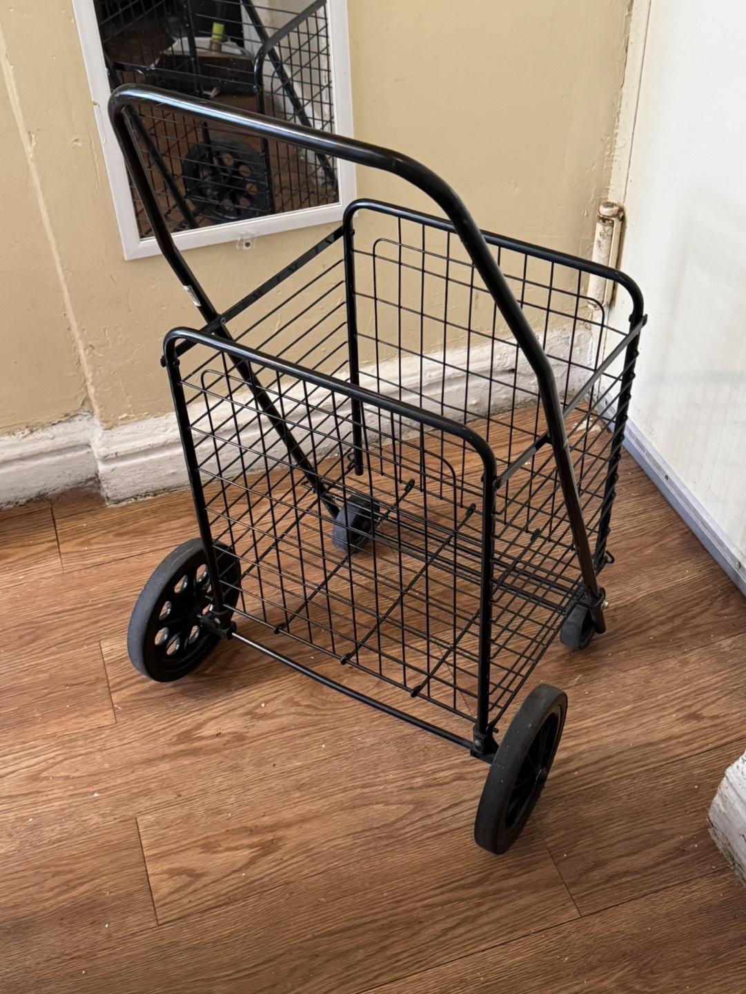 Black Shopping Cart Small - photo 5
