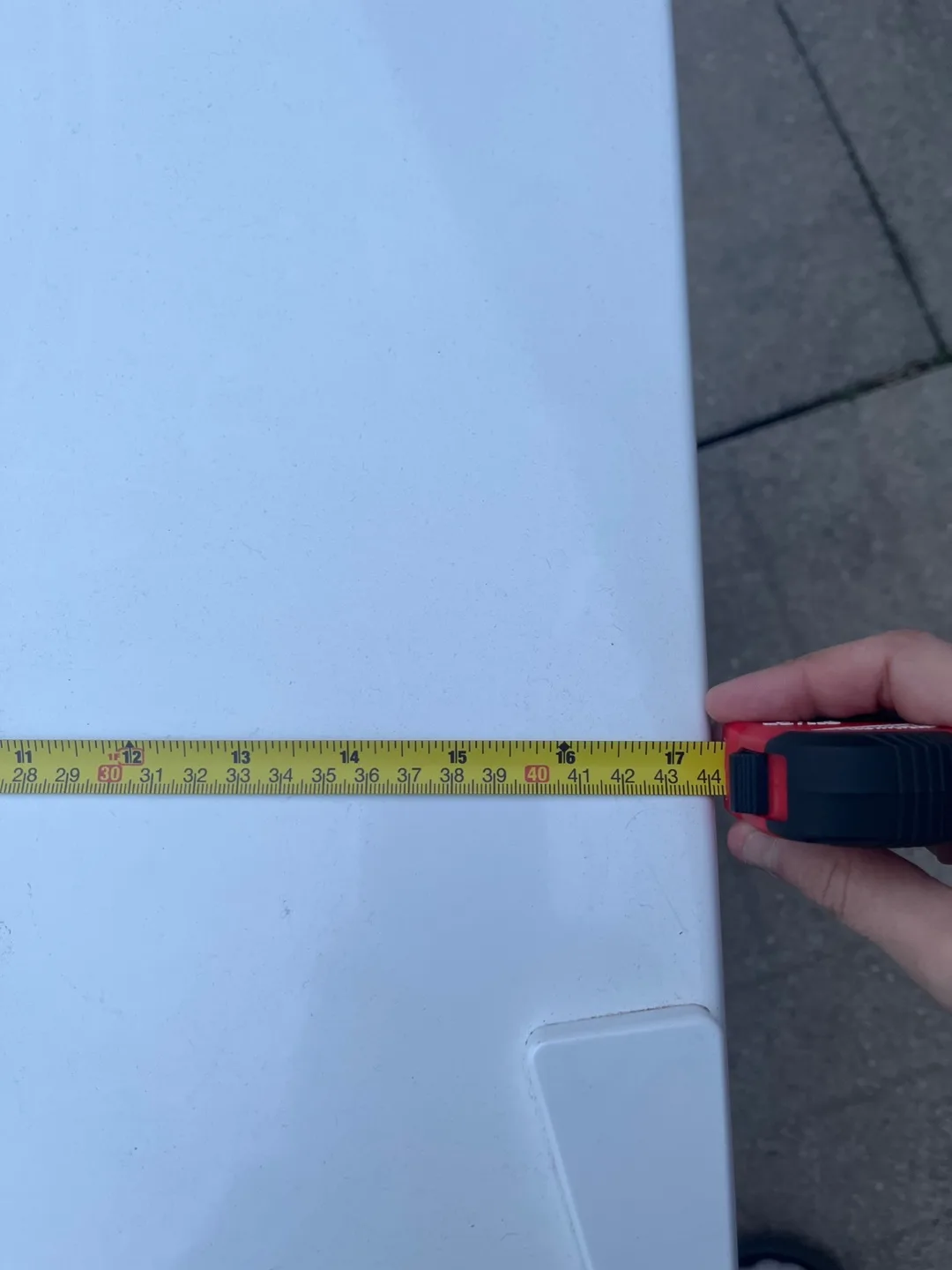 HAMILTON BEACH mini fridge with freezer (comes with tray) image indicator(8)