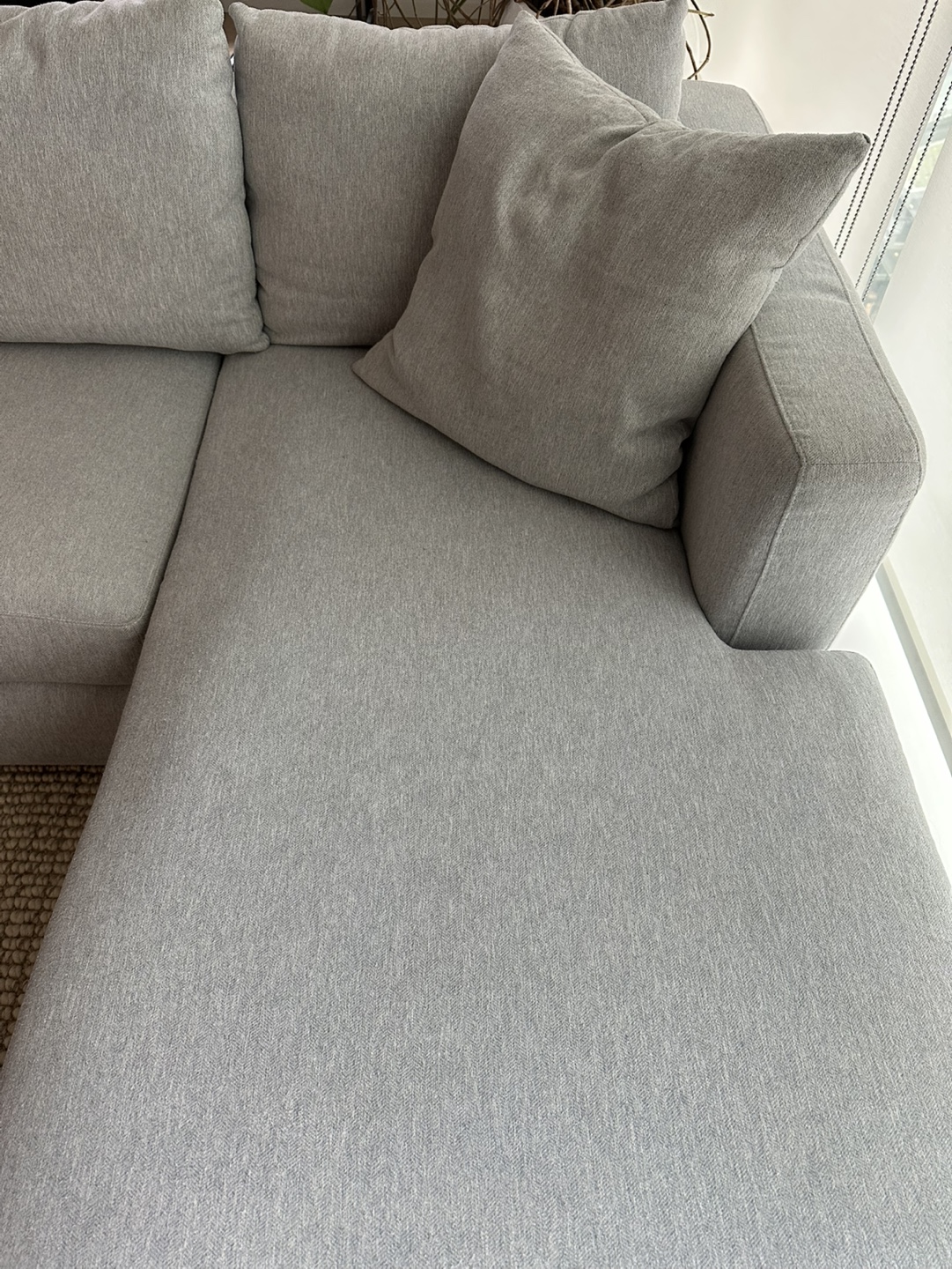 Grey sectional sofa - photo 4