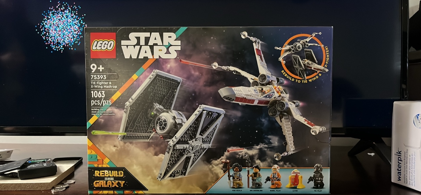 LEGO Star Wars TIE Fighter & X-Wing Mash-up 75393