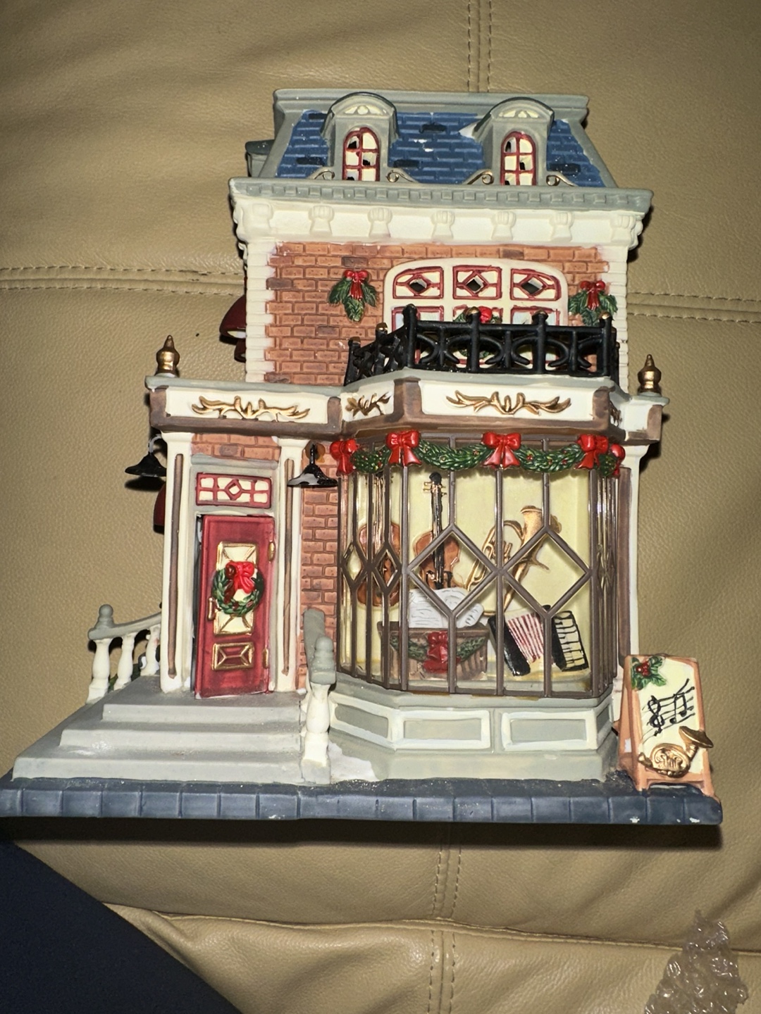 Department 56 Christmas Village - The Music Shop
