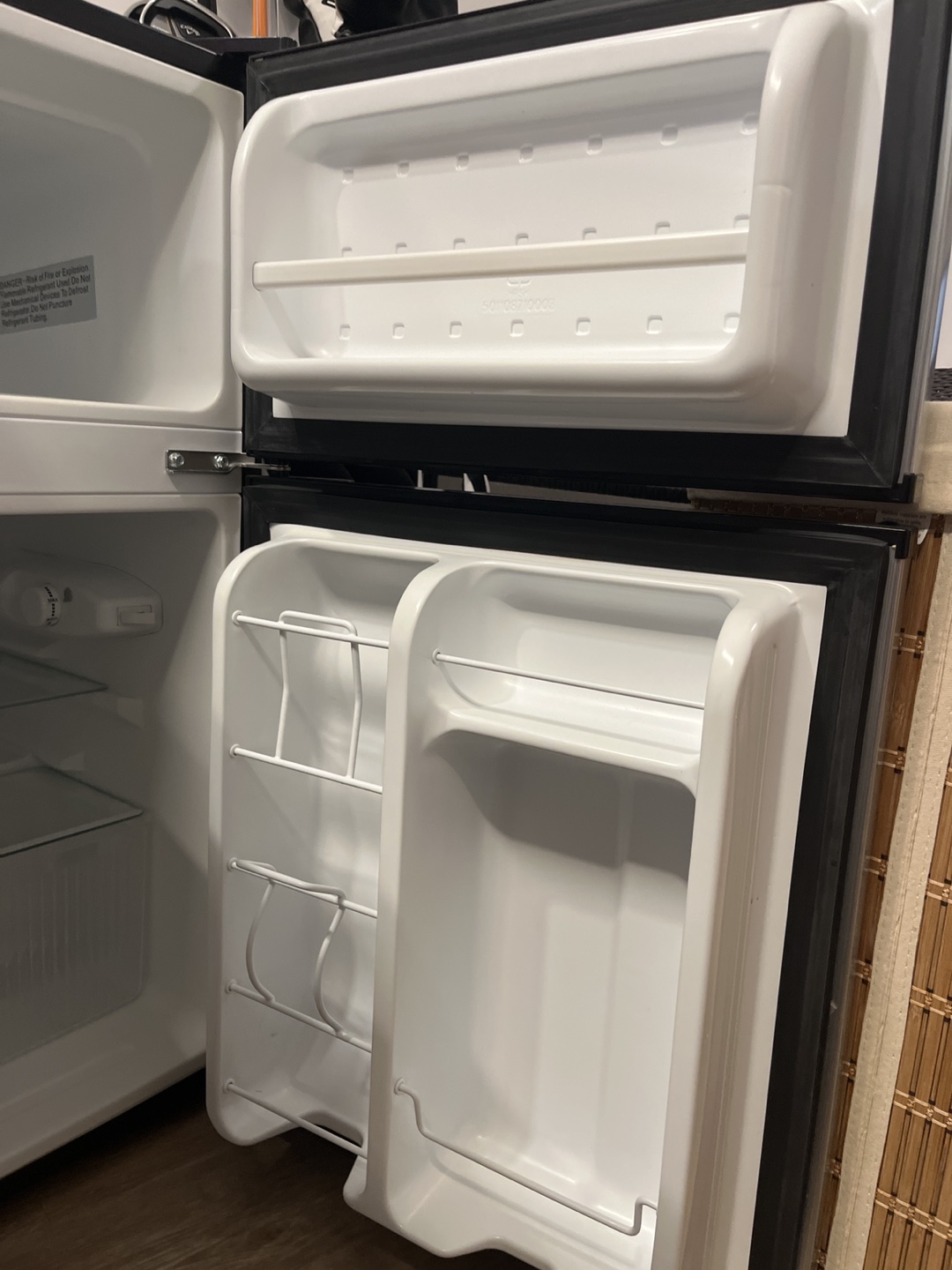 Emerson Mini Fridge - photo 3