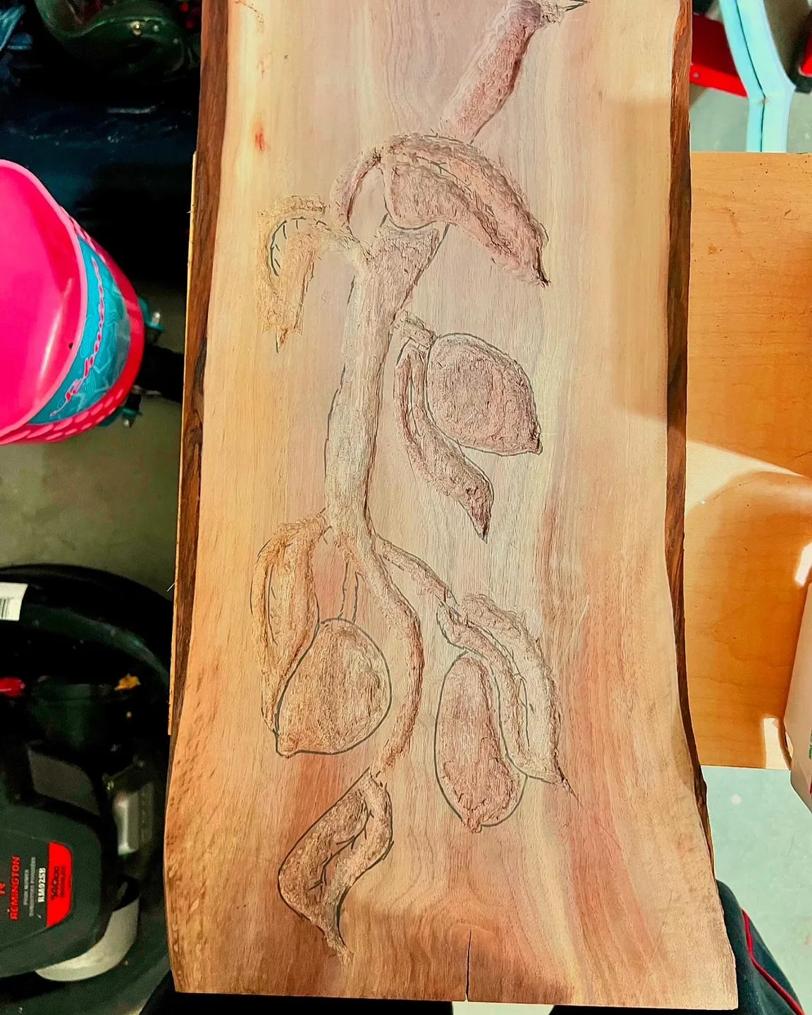 Personalize your own Live Edge Serving Tray image indicator(2)