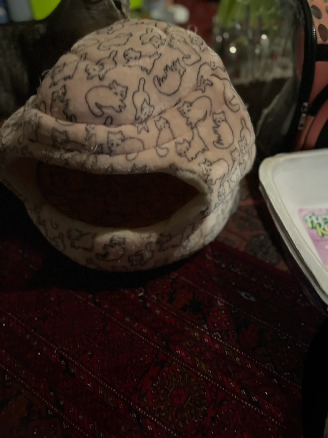 Cat Bed - Pink & White Cat Print image indicator(2)