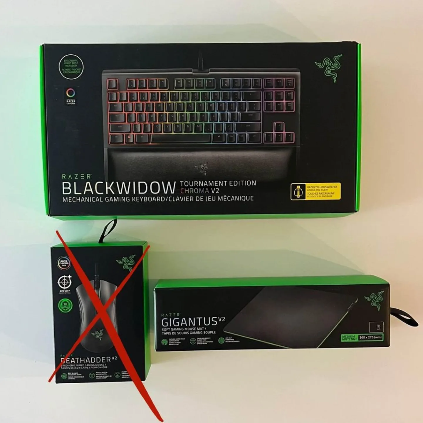 Razer Blackwidow Chroma V2 Mechanical Keyboard + Mouse Pad image indicator(4)
