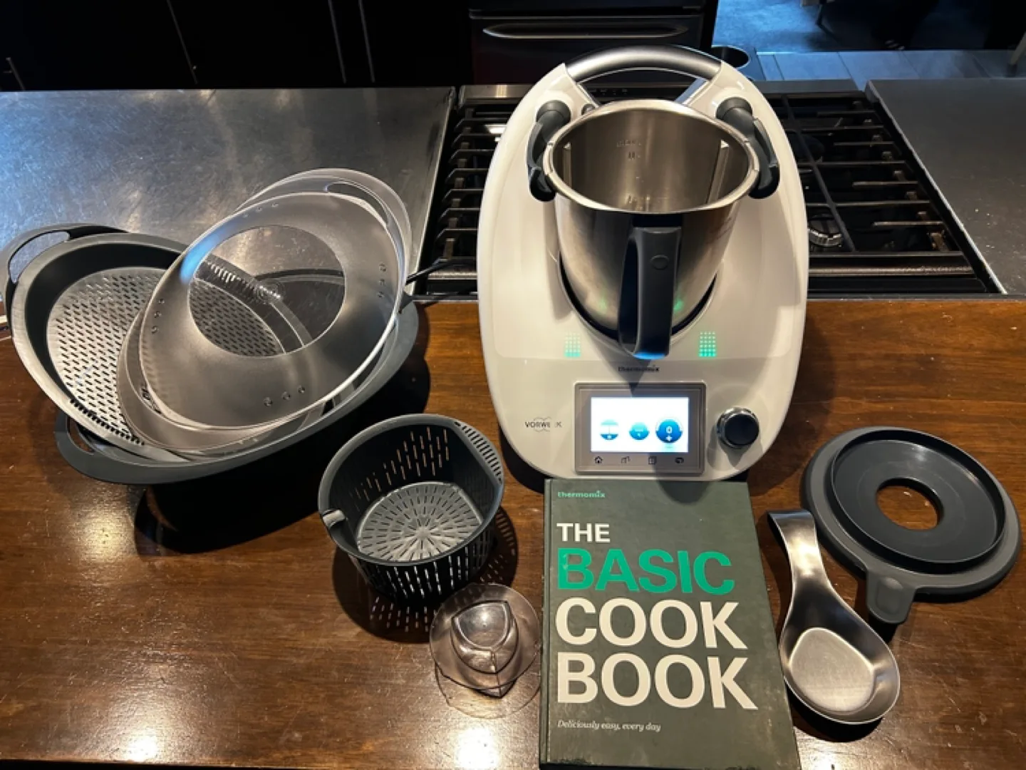 Thermomix TM5 with Accessories and Cookbook image indicator(2)