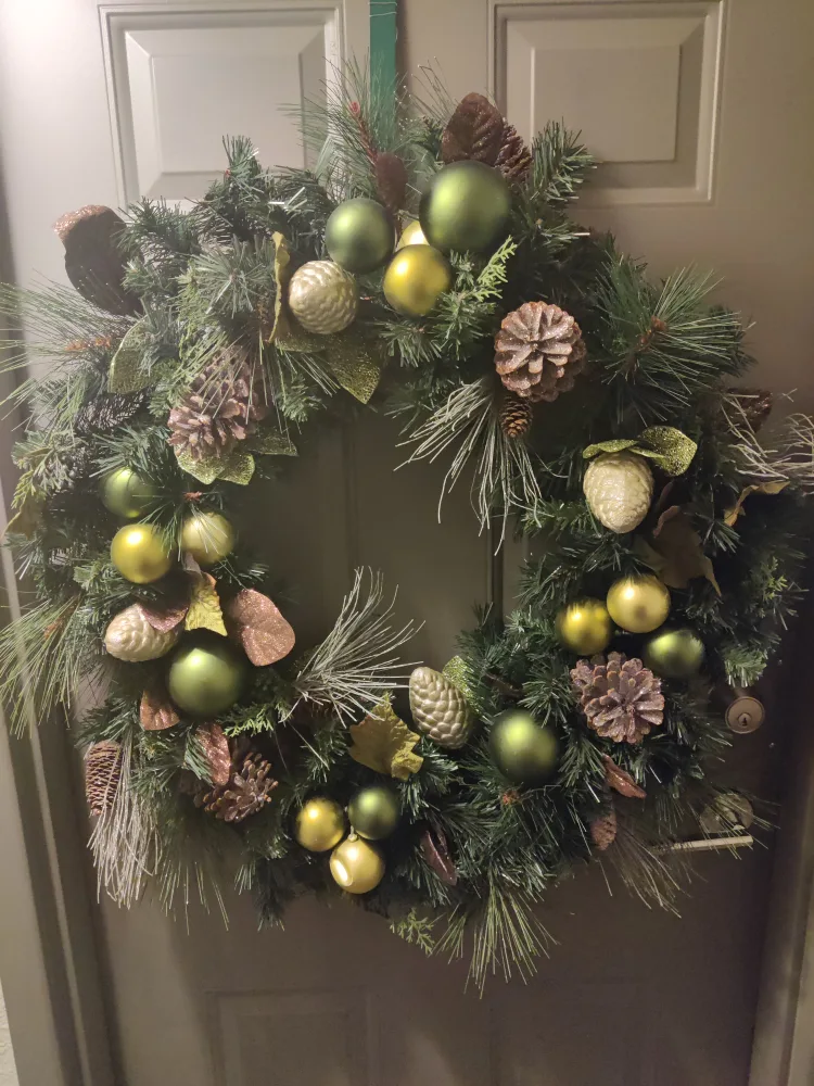 Christmas Wreath w storage bag thumbnail