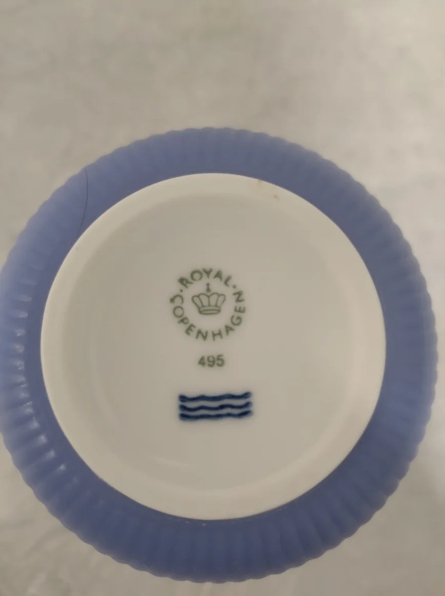 Royal Copenhagen Blue Mug image indicator(3)