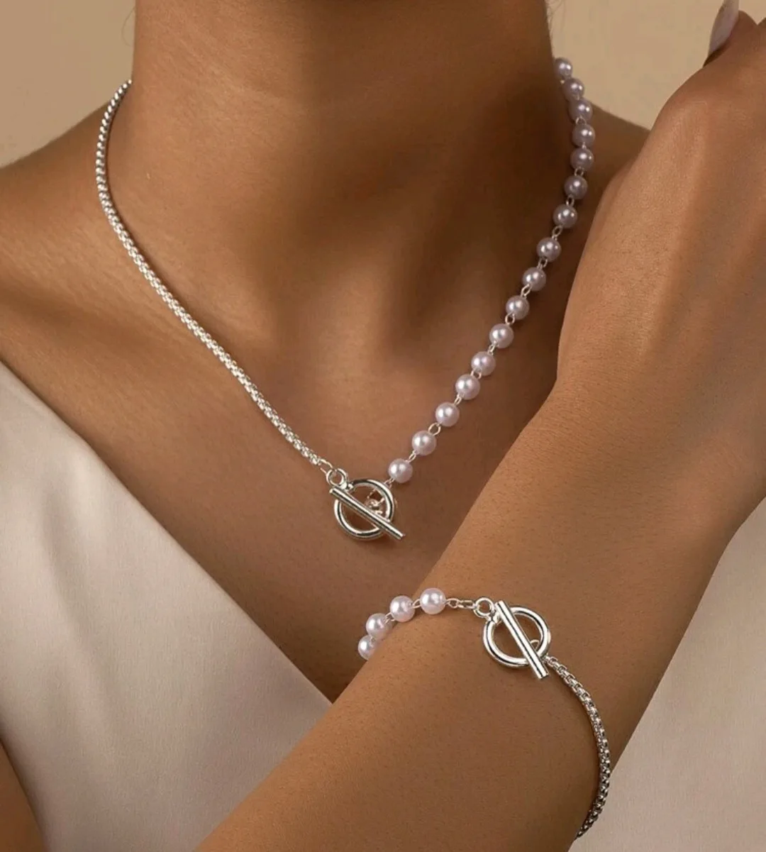 BNIB Rhinestone/ pearl necklace & others💰 image indicator(9)