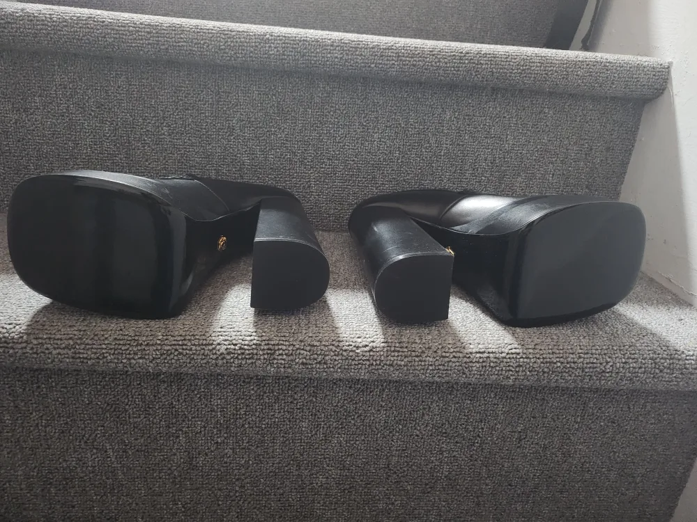 Versace Platform Heels image indicator(2)