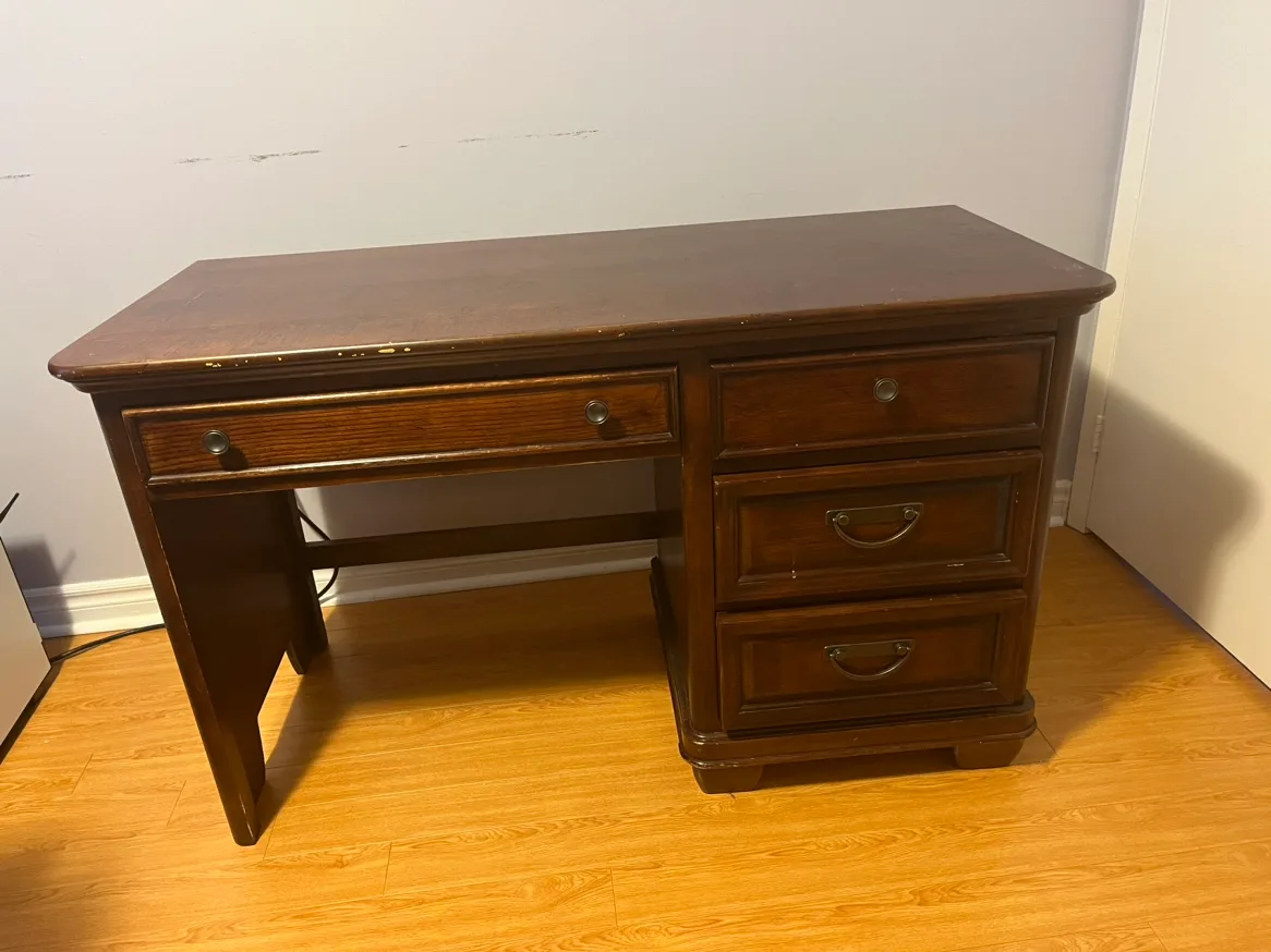 Desk with Hutch image indicator(3)