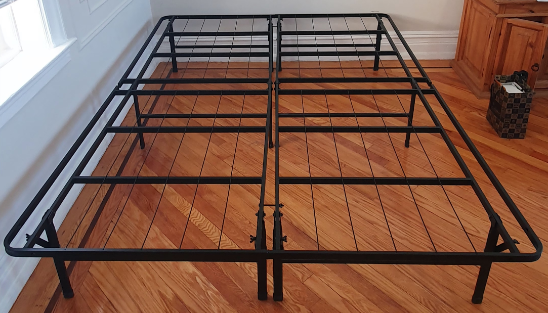Queen Size Metal Bed Frame - photo 2