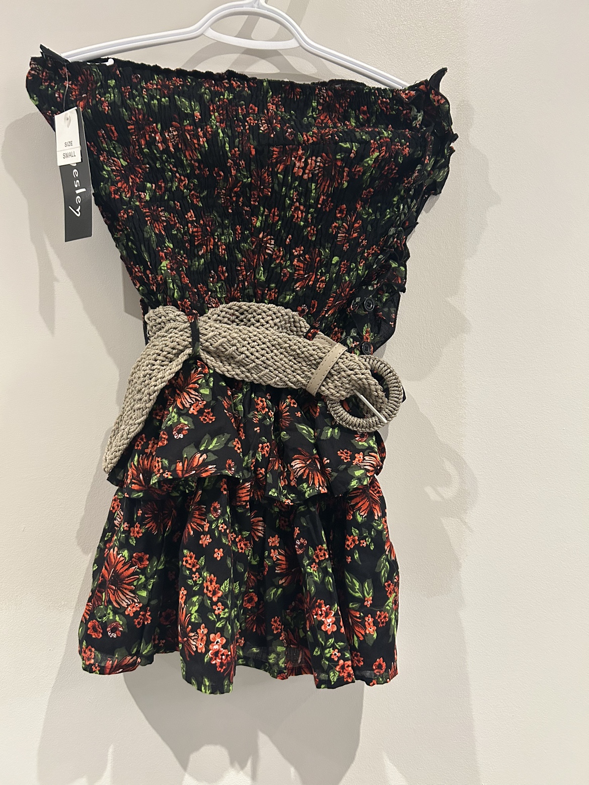 $5 Brand new dresses - photo 3