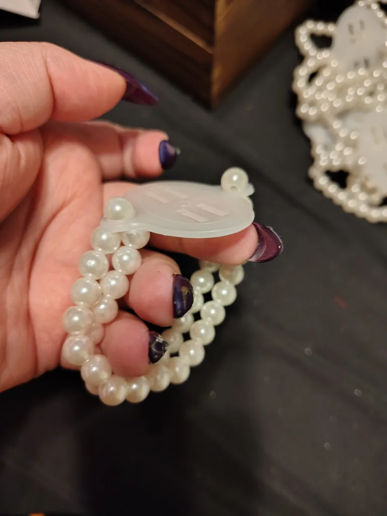 8 Pearl wrist corsage bracelets #freecycle thumbnail