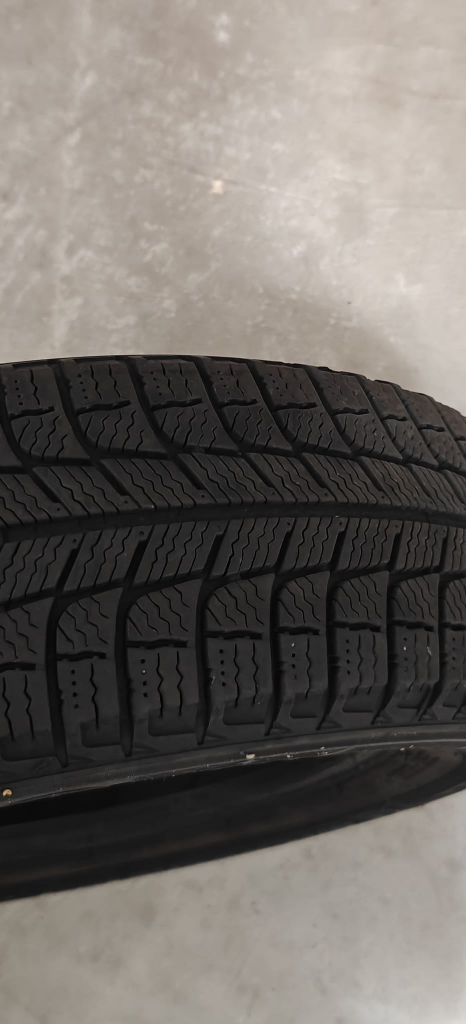 Michelin 4 Used Winter Tires 175/70R14 - photo 3