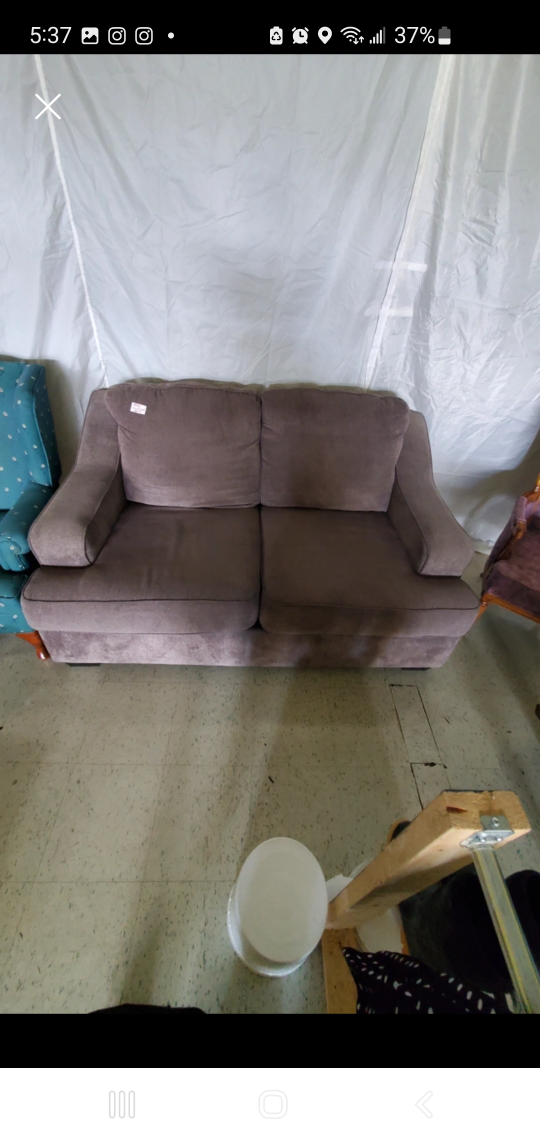 household furniture and items - photo 5