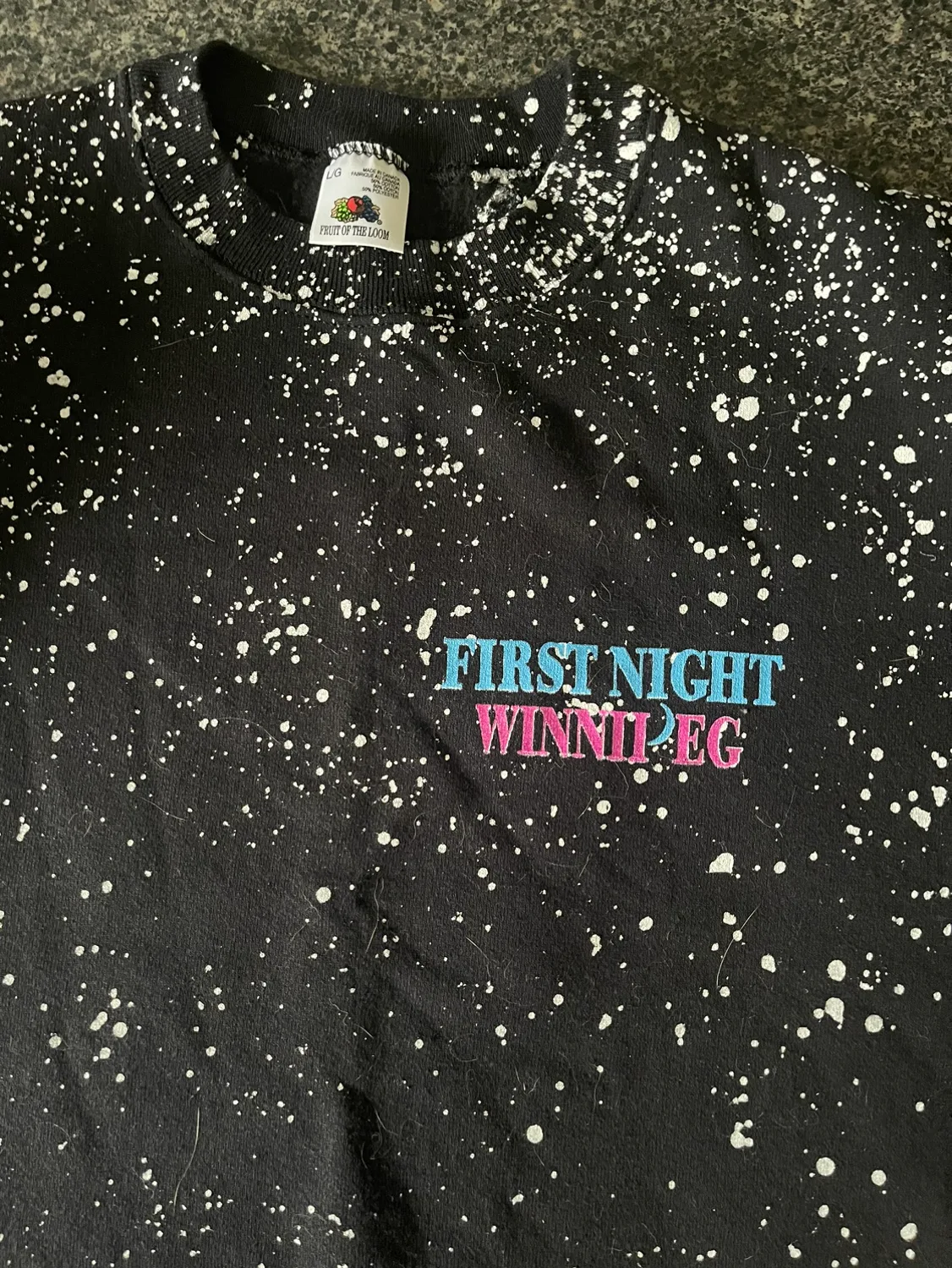 First Night Winnipeg Sweat-Shirt $12 OBO image indicator(4)