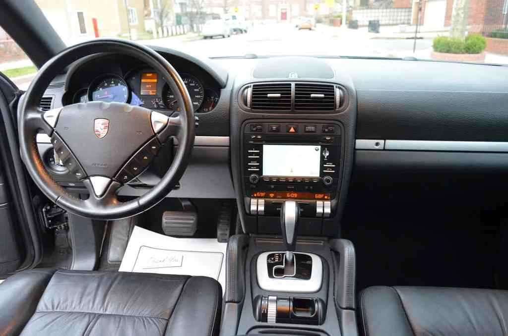 2009 Porsche 4X4 Sport Cayenne Suv 125K/Hwy miles,V6/3.6 liter. image indicator(4)