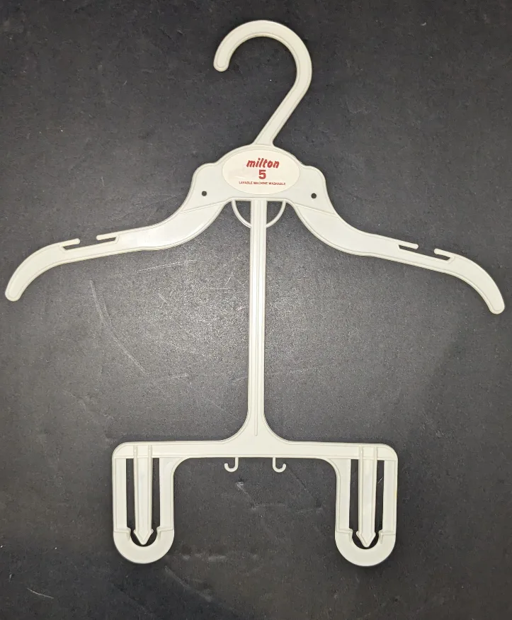 Lot of 50 Plastic Clothing Hangers - Child Size #freecycle image indicator(4)