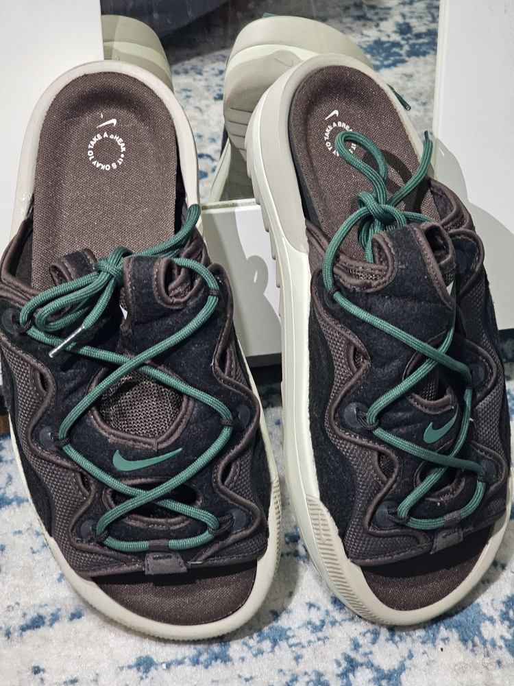 NIKE Offline 2.0 Size 10 Velvet Brown/Green Slip-On