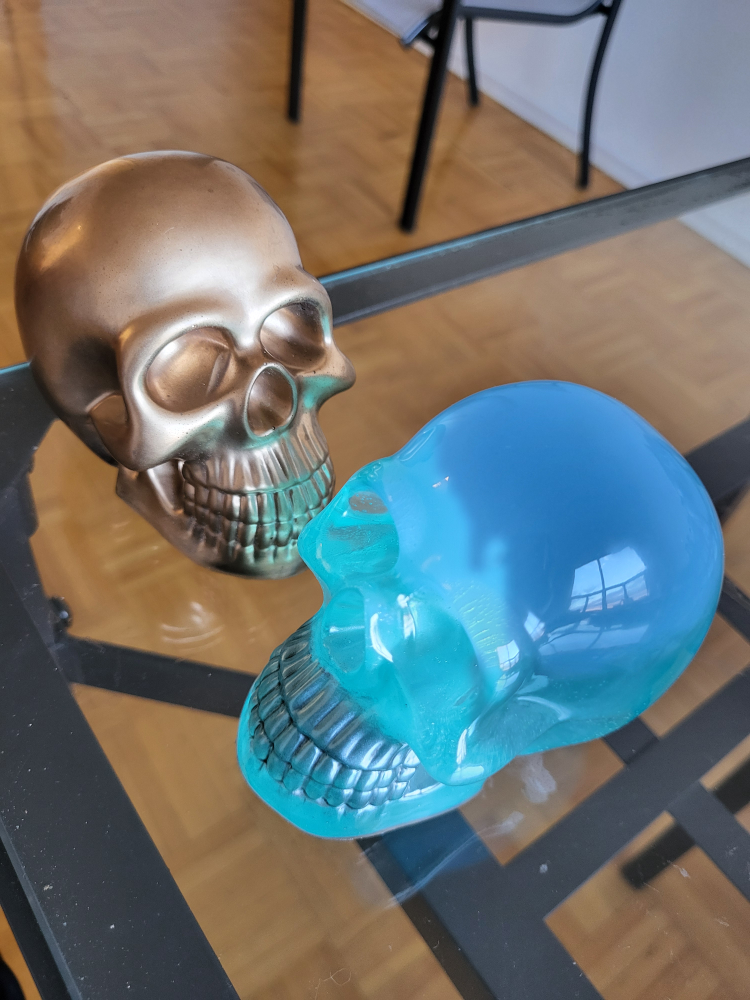 Two Resin Skulls (paper weights) - photo 2
