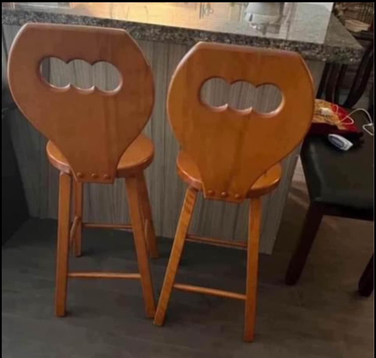 Bar stools - photo 2
