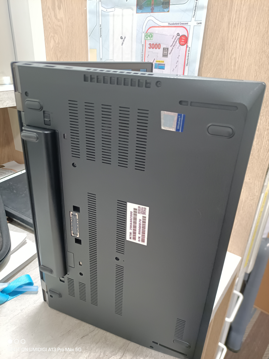 T570 Lenovo ThinkPad Laptop - photo 4