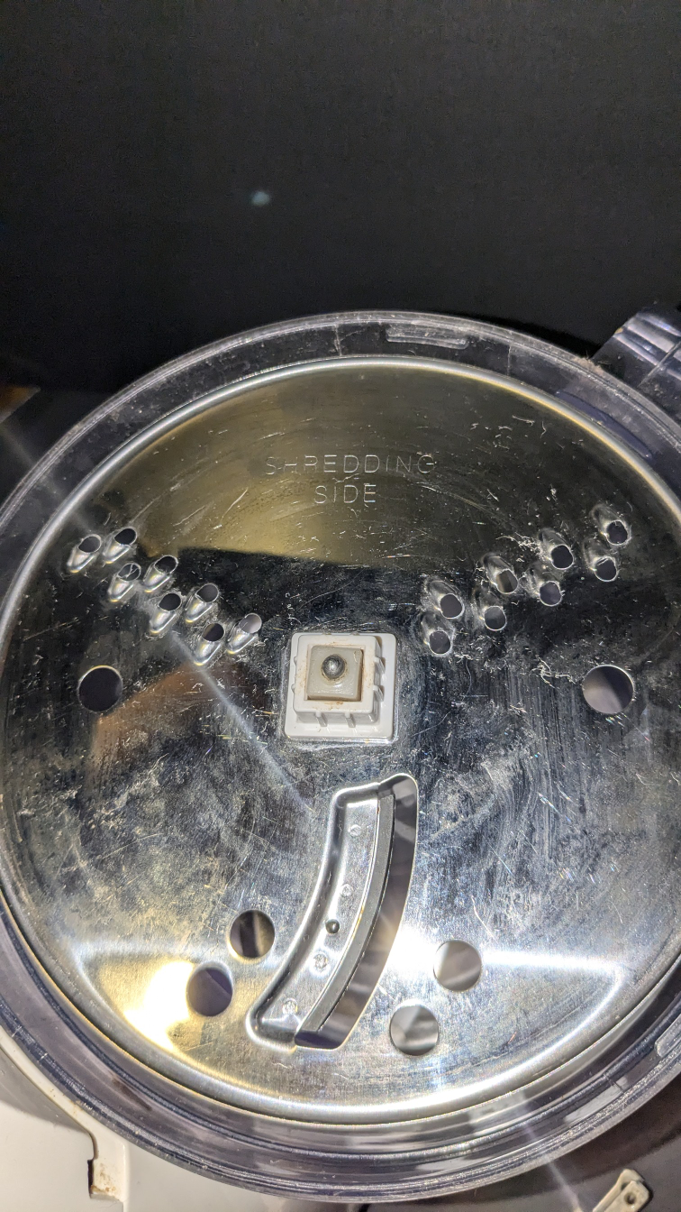 Food Processor - Hamilton Beach w/ shredding  & slicing blade 🥕 - photo 4