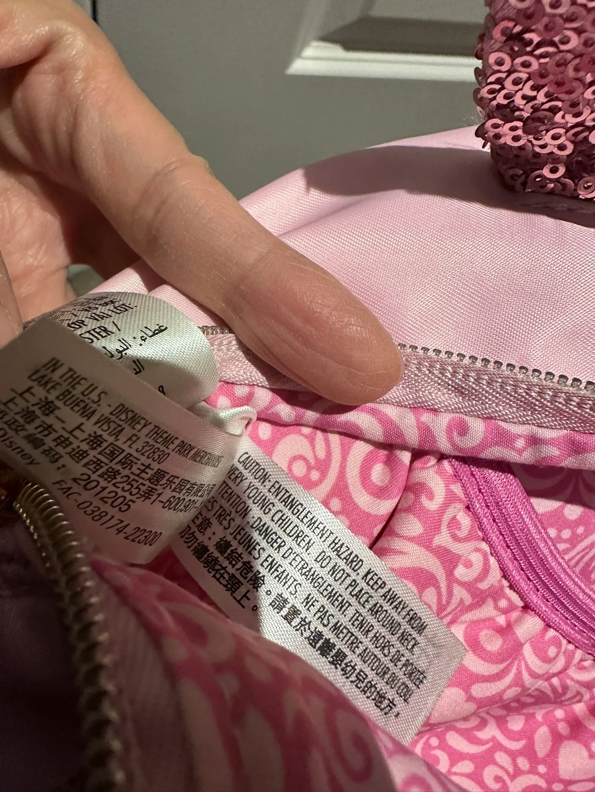 Disney Minnie Mouse pink backpack image indicator(6)