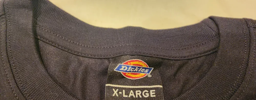 Dickies Black T-Shirt Size X-Large image indicator(3)